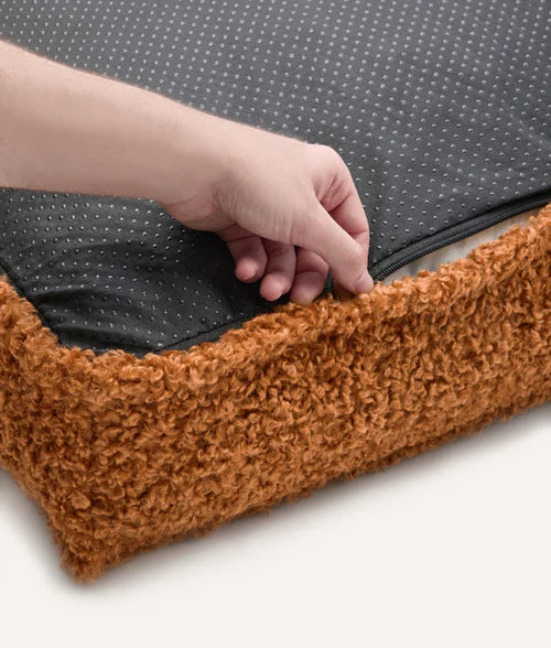 Flece Dog Bed, Cuadra - hundepude i bamsestof