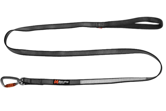 Hundesnor med twistlock karabin og 3M™ reflekterende materiale. Karabinen sidder på en drejelig del