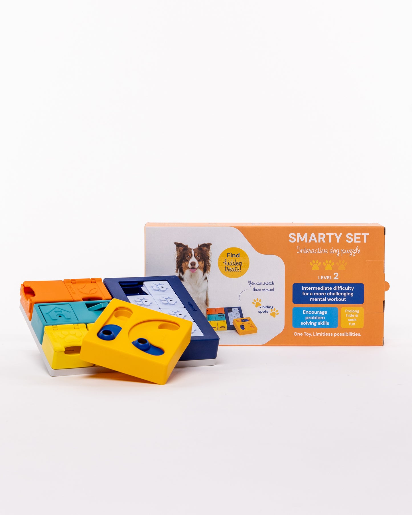 Pawzler Smarty-sæt er level 2 og indeholder 8 individueller moduller til aktiveringslegetøjet til hunde. 