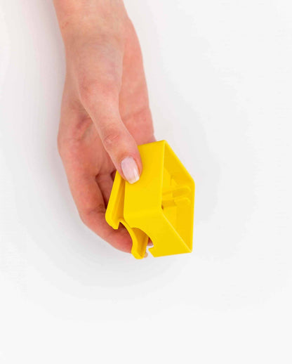 Pawzler Zoey-modul set fra undersiden med monteringssystem til hundepuslespillet.