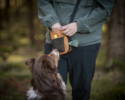 Hydration Shoulder Bag Wood Brown Mix - Godbidstaske