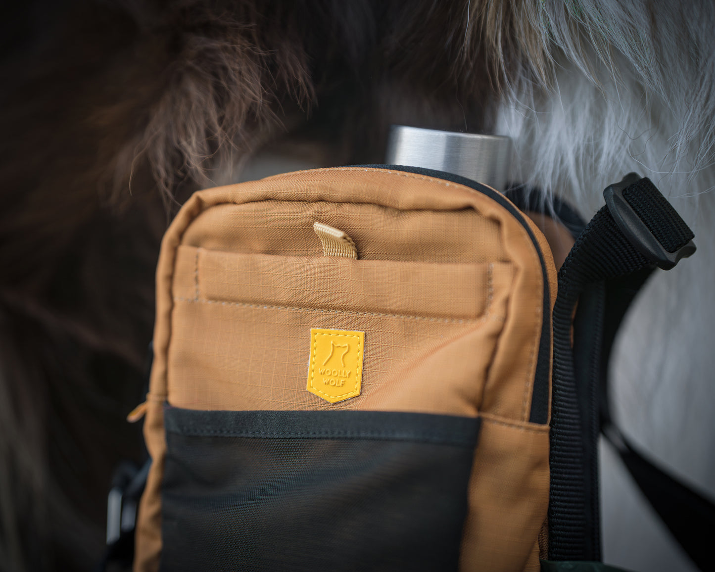 Hydration Shoulder Bag Wood Brown Mix - Godbidstaske
