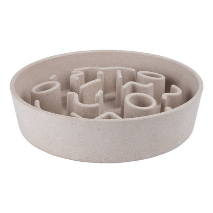 Beige Slow Feeder hundeskål fra District70 med robust design og skridsikker base, ideel til hunde, der har brug for at spise i et roligere tempo.